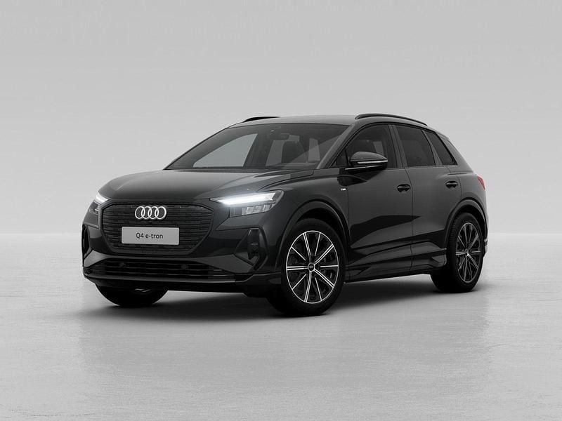 Mythosschwarz metallic Gebraucht 2024 Audi Q4 e-tron Ambiente SUV | 53.800 € - Bild 1/4