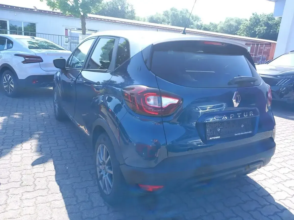 Gebraucht Renault Captur LIMITED 90 PS (66 kW) 2018 Blau SUV