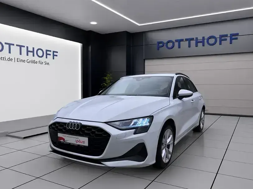 Gebraucht Audi A3 Ambiente 150 PS (110 kW) 2025 Limousine