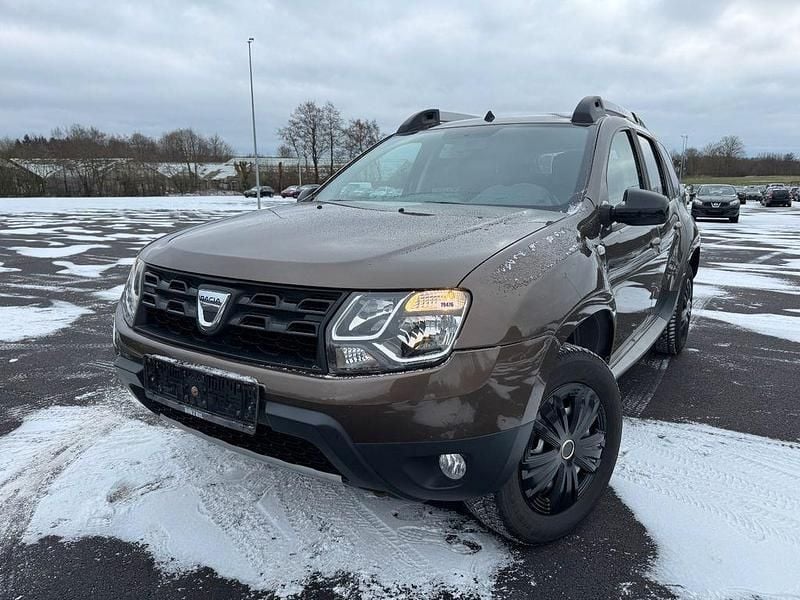 Braun Gebraucht 2017 Dacia Duster SUV | 6.400 € (Guter Preis) - Bild 1/4