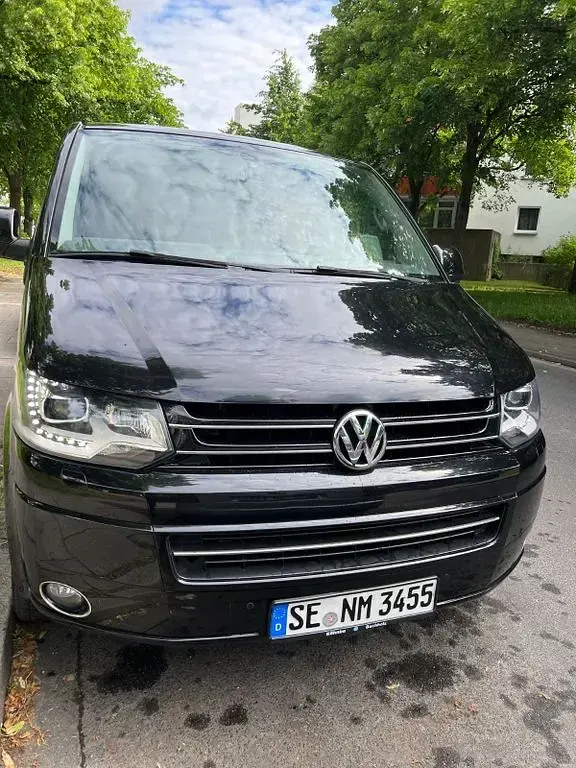 Gebraucht VW Multivan 179 PS (131 kW) 2014 Schwarz Van / Kleinbus