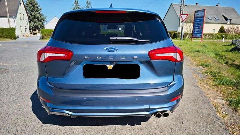 Second-hand Ford Focus ST-Line 150 CP (110 kW) 2020 Albastru Berlinǎ