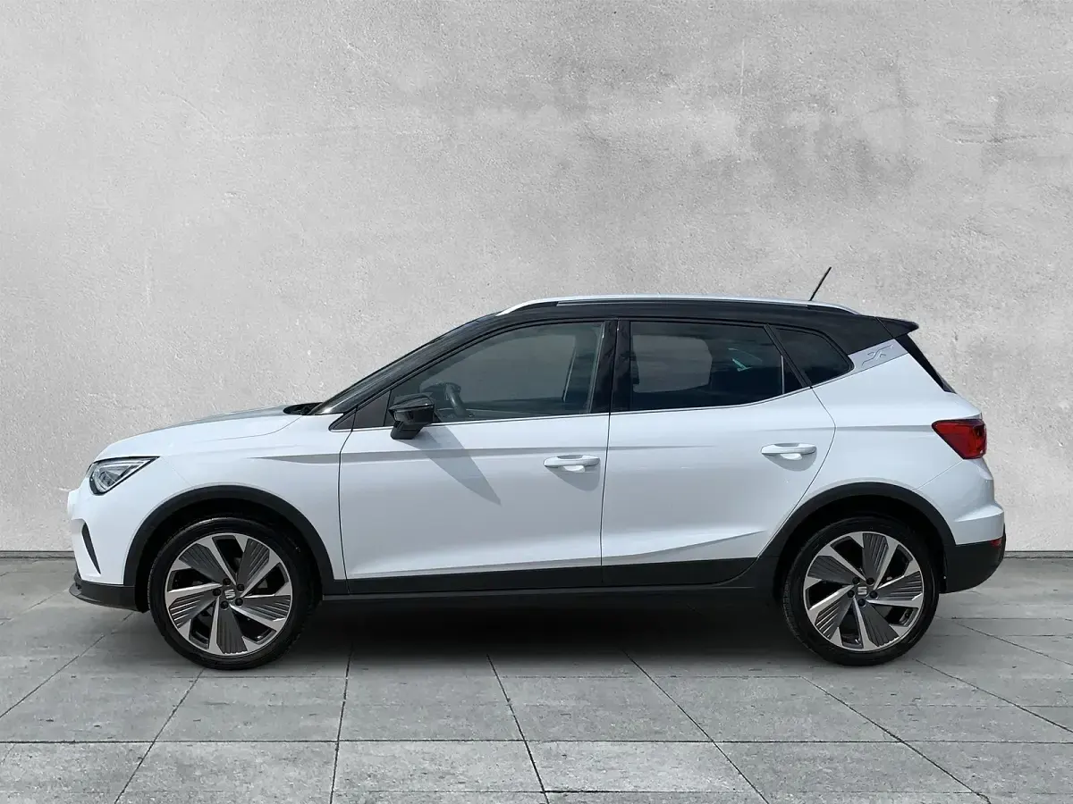 Gebraucht Seat Arona FR 150 PS (110 kW) 2022 Weiß SUV