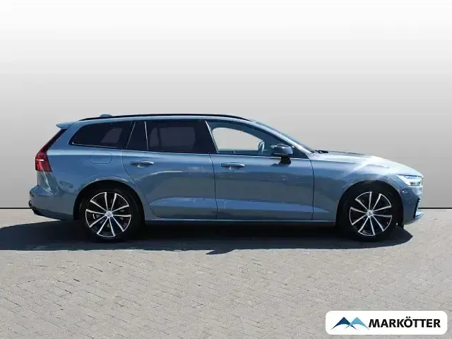 Gebraucht Volvo V60 Plus 398 PS (292 kW) 2023 Grau Kombi