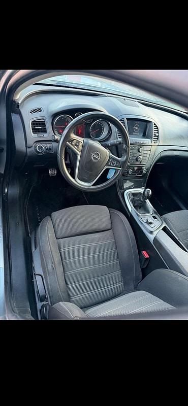 Gebraucht Opel Insignia 250 PS (183 kW) 2011 Silber Limousine