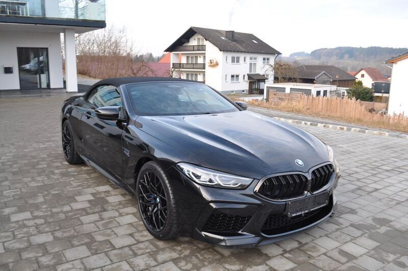 Schwarz Gebraucht 2023 BMW M8 Competition Edition Coupé | 99.888 € (Fairer Preis) - Bild 1/4