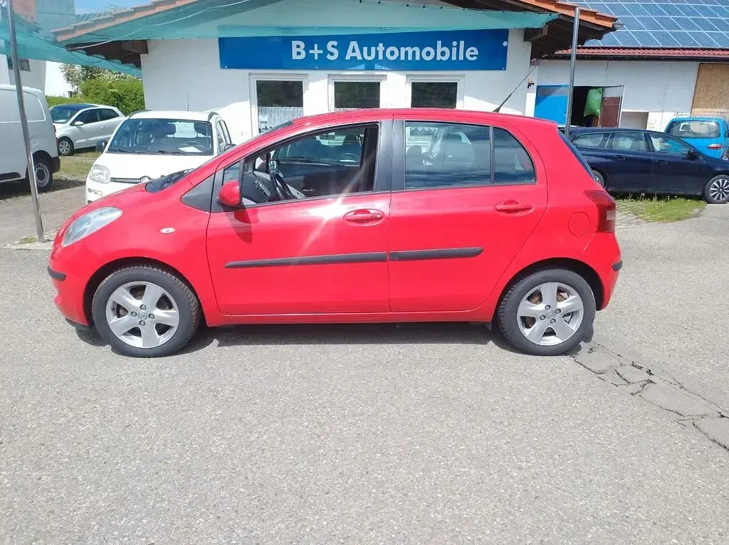 Gebraucht Toyota Yaris Executive 87 PS (63 kW) 2006 Rot Kleinwagen