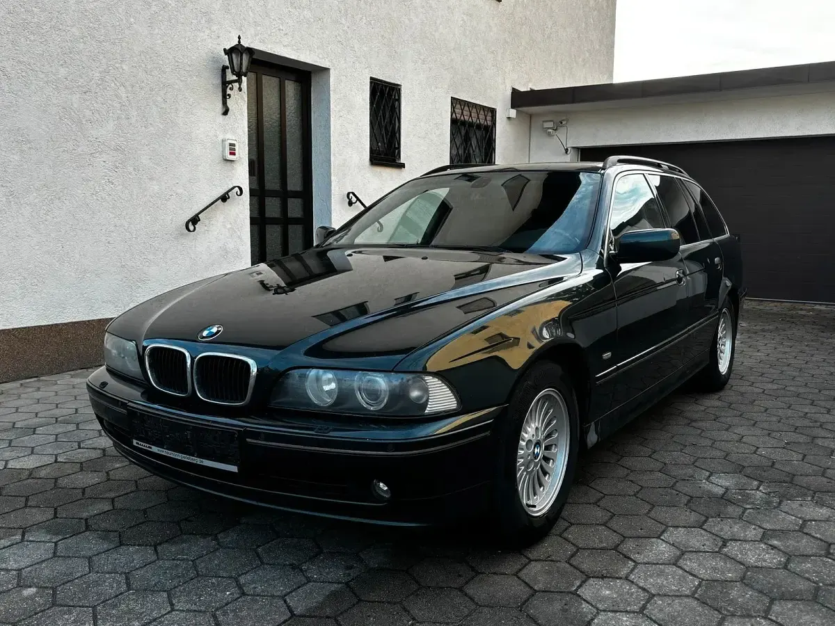 Gebraucht BMW 530 Luxury Line 193 PS (141 kW) 2002 Grün Kombi