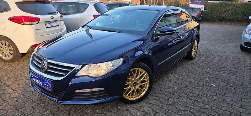 Gebraucht VW Passat 160 PS (117 kW) 2010 Blau Limousine