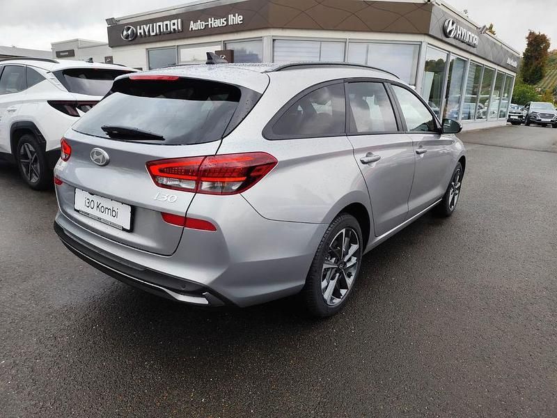 Gebraucht Hyundai i30 Advantage 115 PS (84 kW) 2025 Silber Kombi