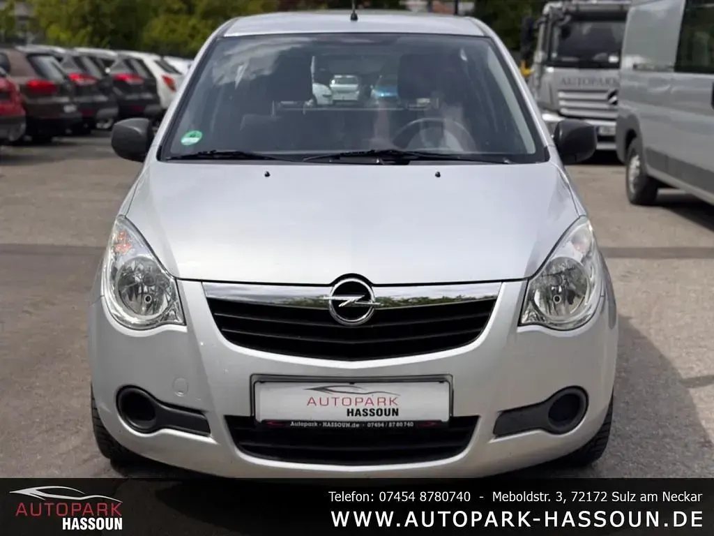 Gebraucht Opel Agila Basis 65 PS (47 kW) 2009 Stahlsilber Kleinwagen