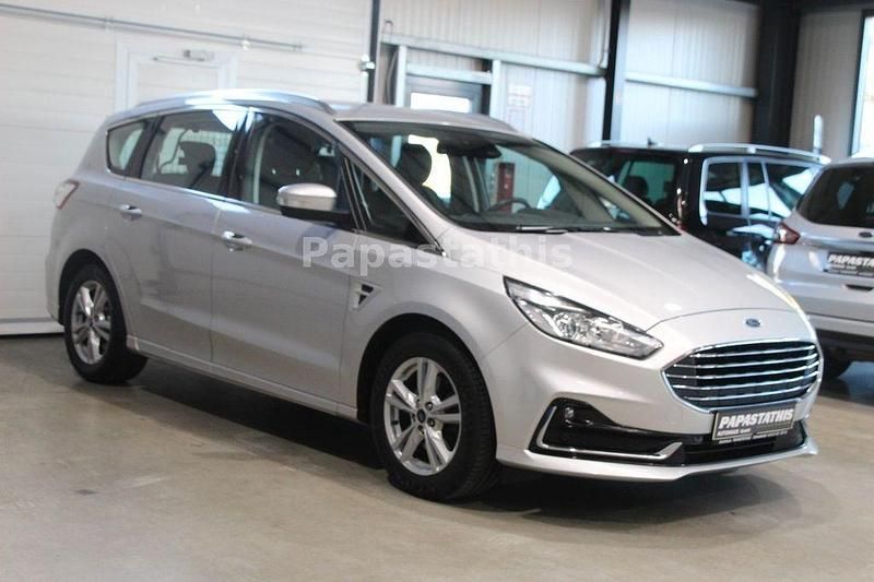 Gebraucht Ford S-MAX Titanium 150 PS (110 kW) 2022 Silber Van / Kleinbus
