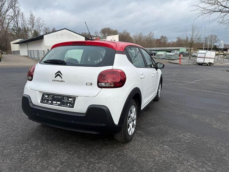 Gebraucht Citroën C3 Feel 82 PS (60 kW) 2018 Weiß Kleinwagen