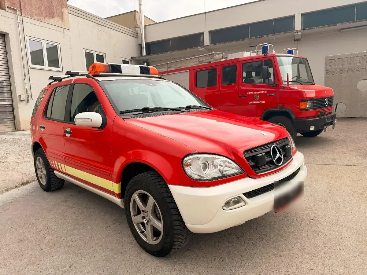 Gebraucht Mercedes ML270 163 PS (119 kW) 2004 SUV