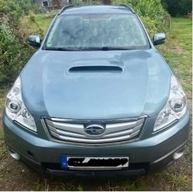 Grün Gebraucht 2009 Subaru Outback Active SUV | 6.500 € (Teuer) - Bild 1/4