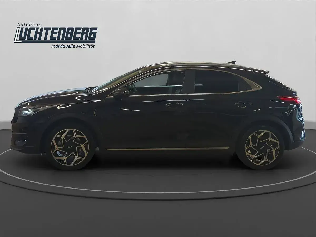 Gebraucht Kia XCeed Vision 105 PS (77 kW) 2022 Schwarz SUV