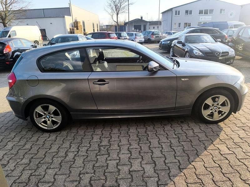 Gebraucht BMW 116 Efficient Dynamics 116 PS (85 kW) 2011 Grau Kleinwagen
