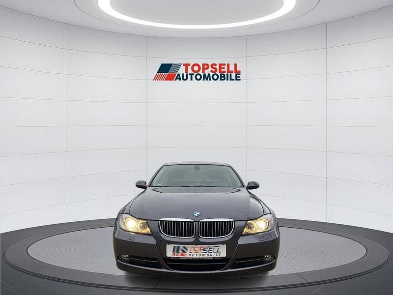 Gebraucht BMW 330 258 PS (189 kW) 2006 Grau Limousine