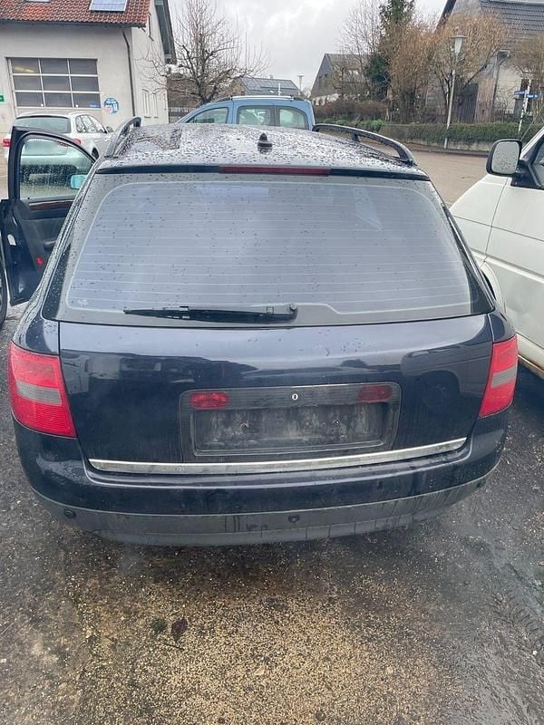 Gebraucht Audi A6 165 PS (121 kW) 1999 Blau Kombi