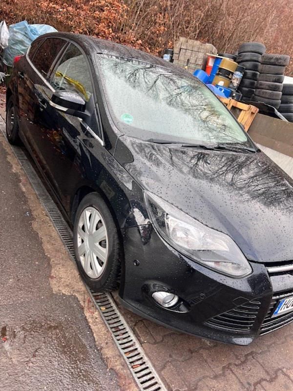 Gebraucht Ford Focus 160 PS (117 kW) 2013 Schwarz Limousine