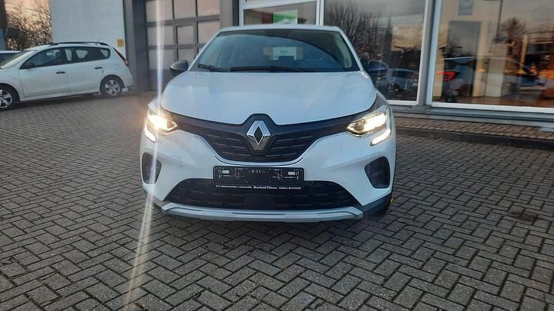 Gebraucht Renault Captur Business 91 PS (66 kW) 2022 Weiß SUV