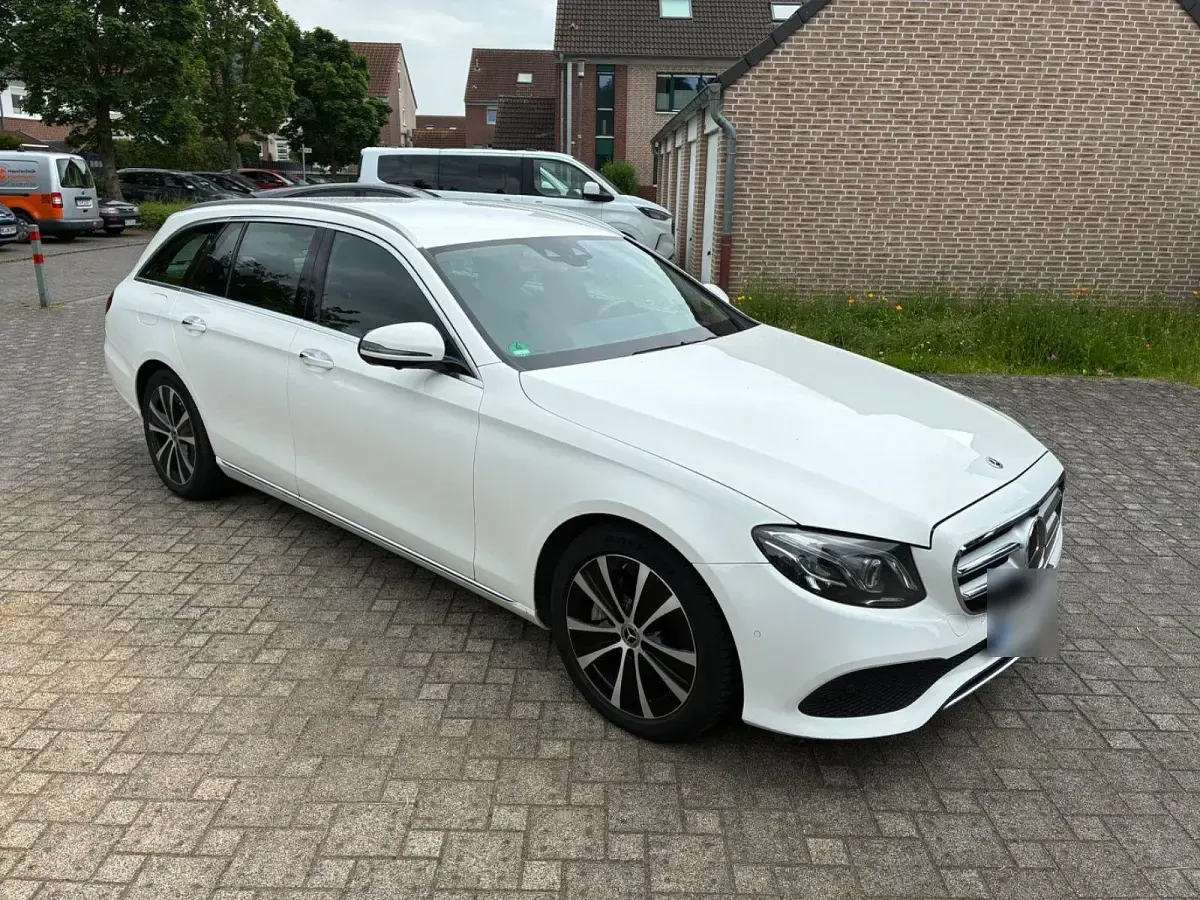 Gebraucht Mercedes E400 340 PS (250 kW) 2018 Weiß Kombi