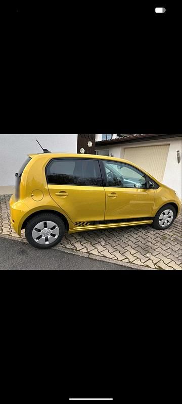 Gebraucht VW e-up! 59 kW (81 PS) 2021 Gold Kleinwagen