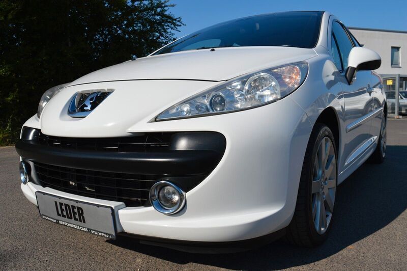 Gebraucht Peugeot 207 Platinum 150 PS (110 kW) 2007 Weiß Kleinwagen