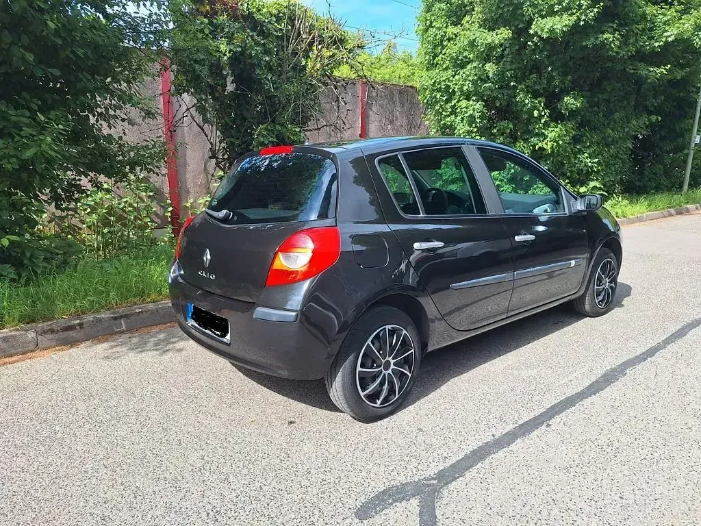 Gebraucht Renault Clio III 75 PS (55 kW) 2008 Schwarz Limousine