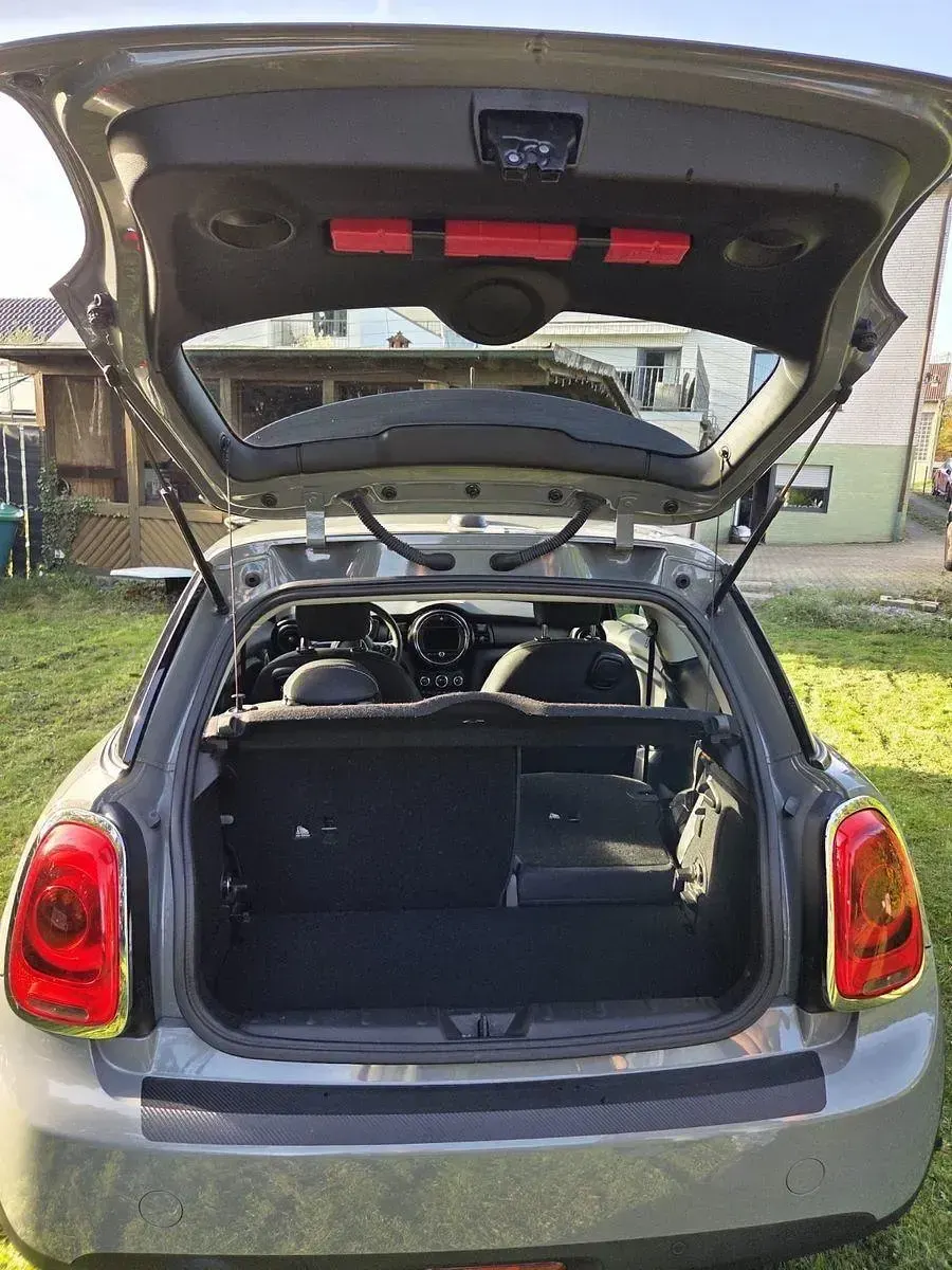 Gebraucht Mini ONE 75 PS (55 kW) 2019 Grau Kleinwagen
