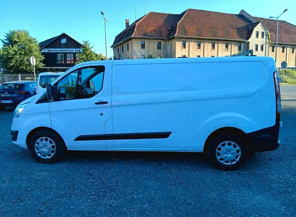 Gebraucht Ford Transit Custom 131 PS (96 kW) 2017 Weiß Van / Kleinbus