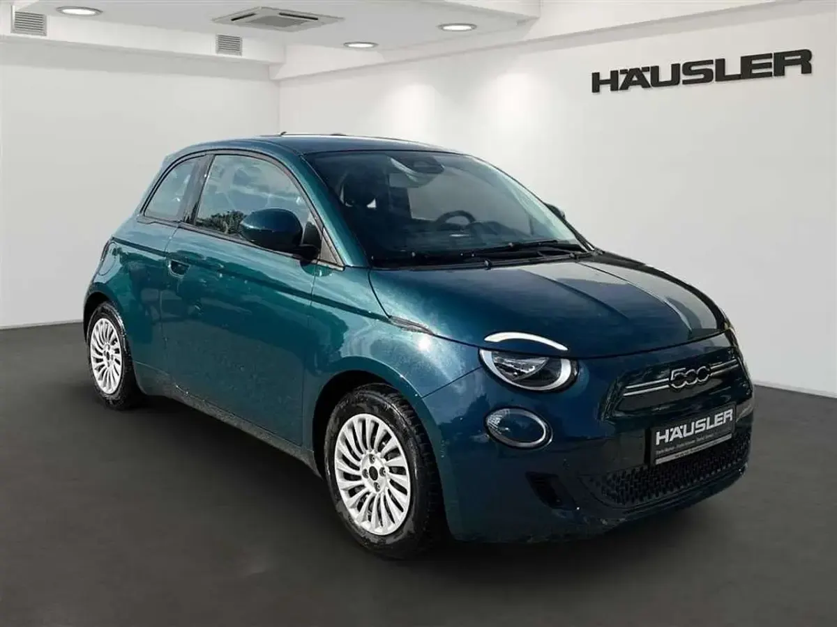 Gebraucht Fiat 500e 86 kW (118 PS) 2023 Ozean grün Kleinwagen