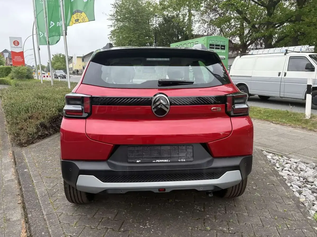 Gebraucht Citroën C3 101 PS (74 kW) 2026 Lackierung elixierrot/typ aus SUV