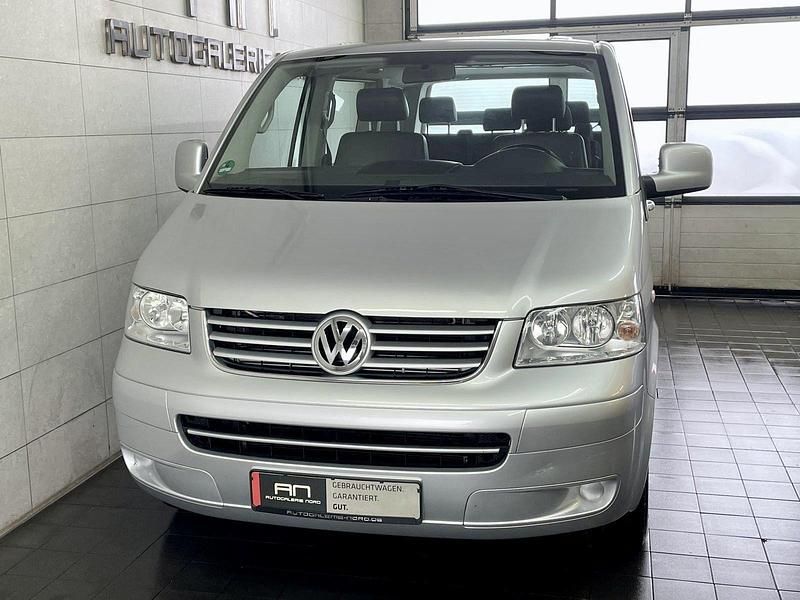 Gebraucht VW Multivan Comfortline 174 PS (127 kW) 2008 Silber Van