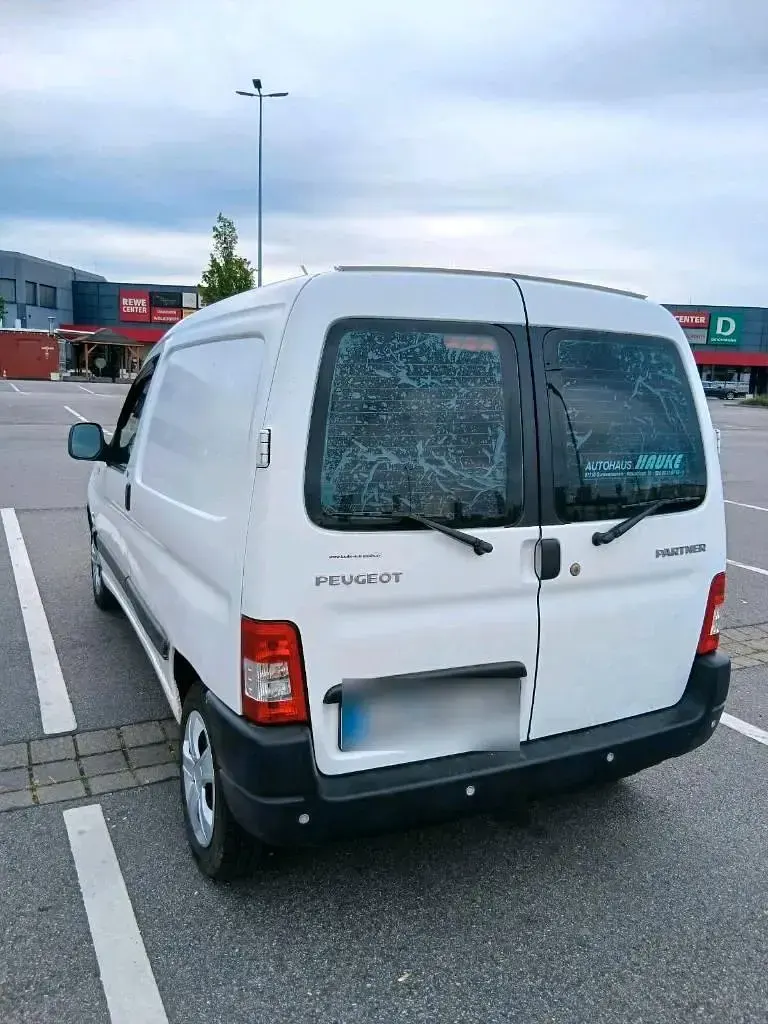 Gebraucht Peugeot Partner 90 PS (66 kW) 2008 Weiß Van / Kleinbus