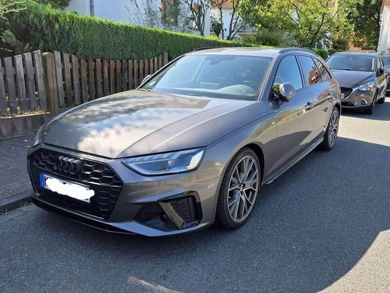 Grau Gebraucht 2022 Audi A4 S-Line Kombi | 29.500 € (Guter Preis) - Bild 1/4