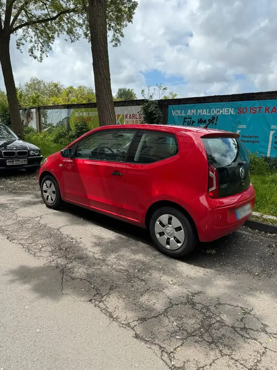 Gebraucht VW up! 60 PS (44 kW) 2013 Rot Kleinwagen