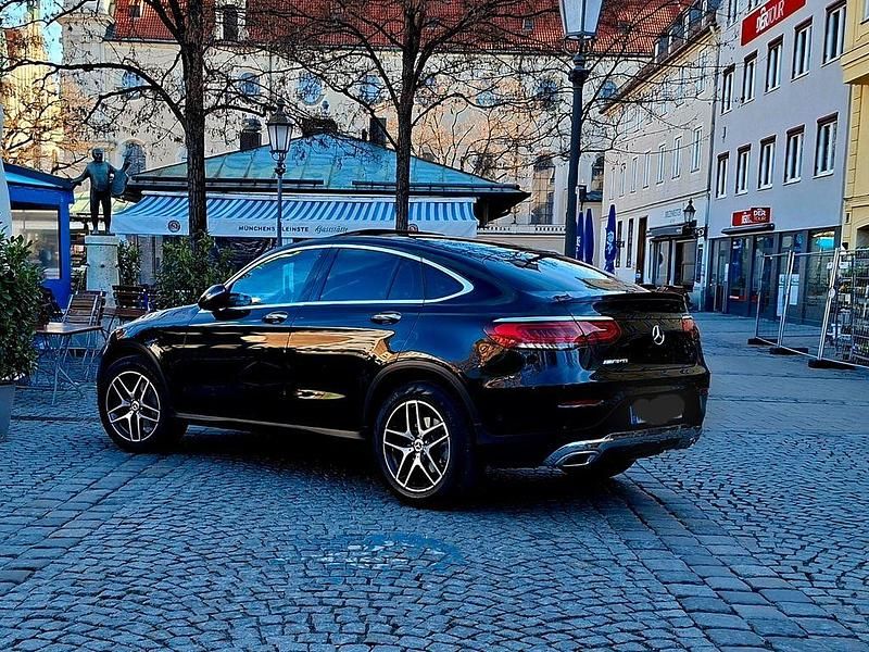 Gebraucht Mercedes GLC220 AMG 194 PS (142 kW) 2020 Schwarz Coupé