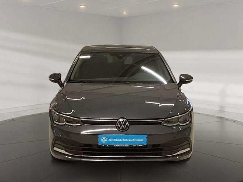 Gebraucht VW Golf VIII Move 110 PS (80 kW) 2023 Grau Limousine