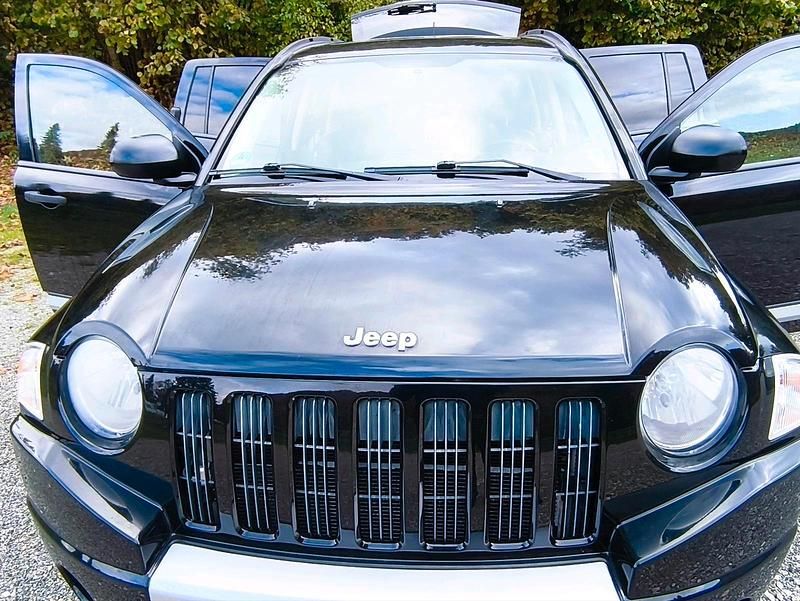 Schwarz Gebraucht 2007 Jeep Compass SUV | 8.500 € - Bild 1/4