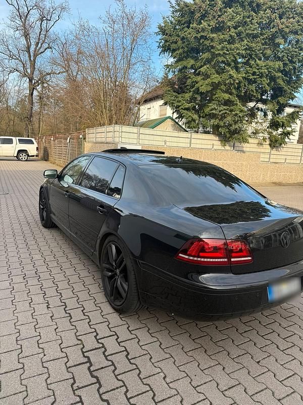 Second-hand VW Phaeton 239 CP (175 kW) 2014 Negru Berlinǎ