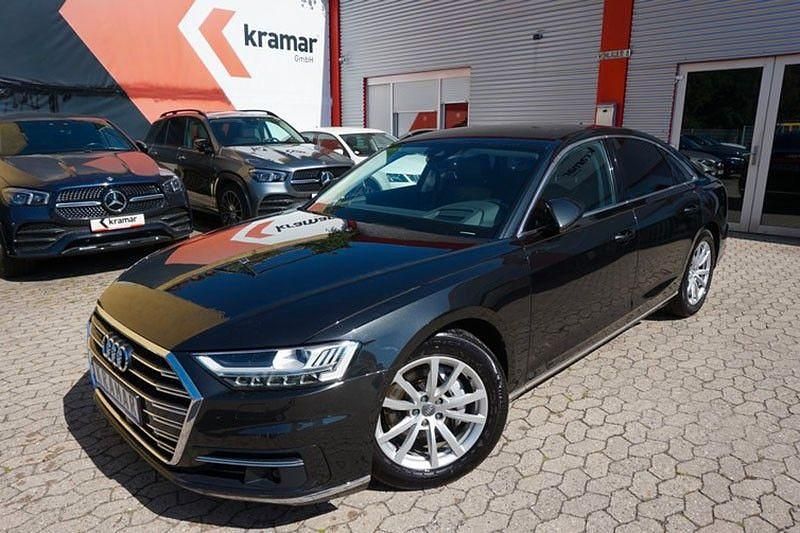 Grau Gebraucht 2019 Audi A8 Limousine | 37.990 € (Guter Preis) - Bild 1/4