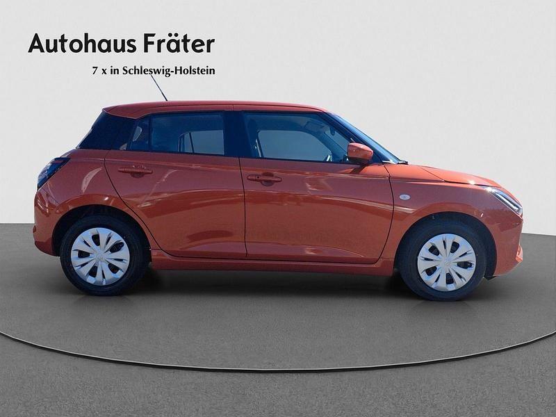 Neu Suzuki Swift Club 83 PS (61 kW) 2025 Orange Kleinwagen