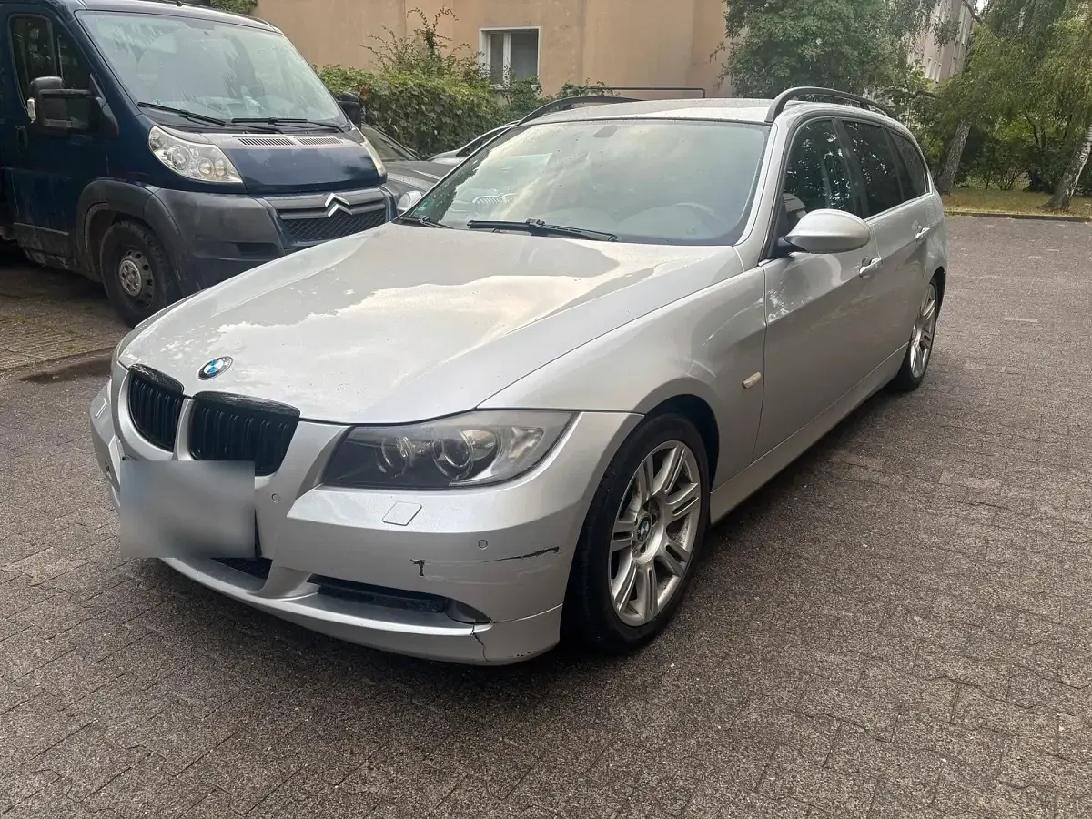 Gebraucht BMW 330 231 PS (169 kW) 2006 Silber Kombi