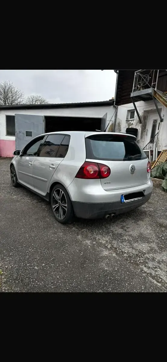 Gebraucht VW Golf V GTI 200 PS (147 kW) 2005 Silber Kleinwagen