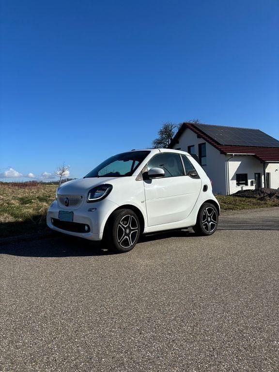 Gebraucht Smart ForTwo Cabrio Brabus 90 PS (66 kW) 2017 Weiß Cabrio