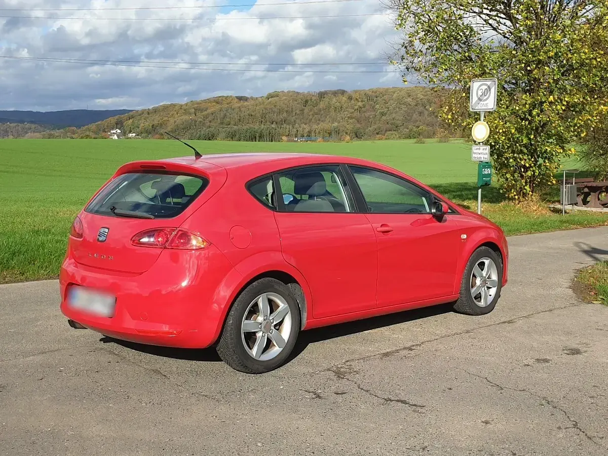 Gebraucht Seat Leon Style 160 PS (117 kW) 2009 Rot Kleinwagen