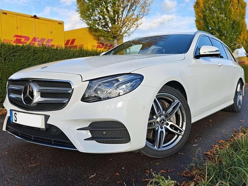 Gebraucht Mercedes E220 AMG line 194 PS (142 kW) 2019 Weiß Kombi