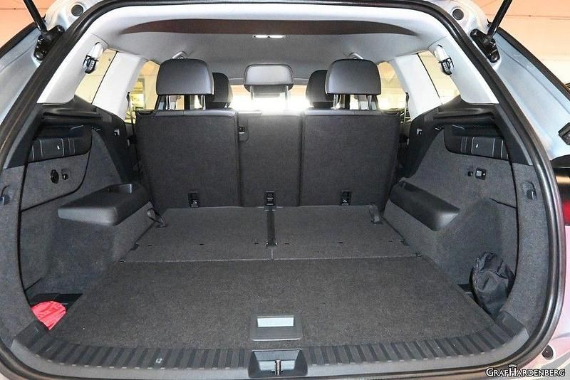 Gebraucht VW Tayron IQ Drive 193 PS (141 kW) 2025 Silber SUV