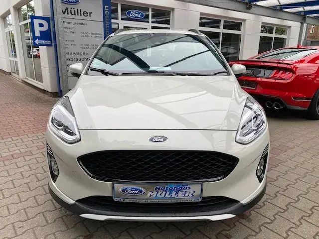 Używany Ford Fiesta Active 101 KM (74 kW) 2020 Biały Hatchback